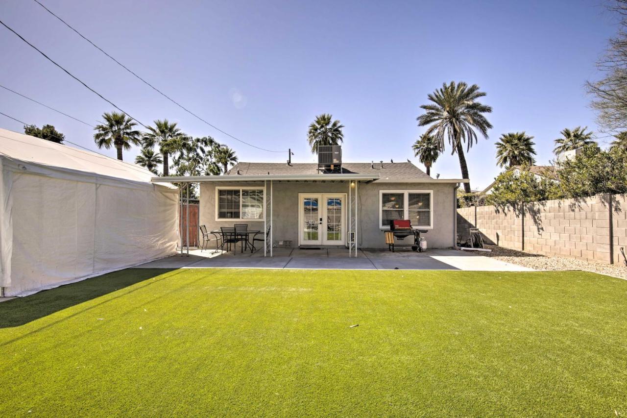 Central Phoenix Cottage With Private Yard! ภายนอก รูปภาพ