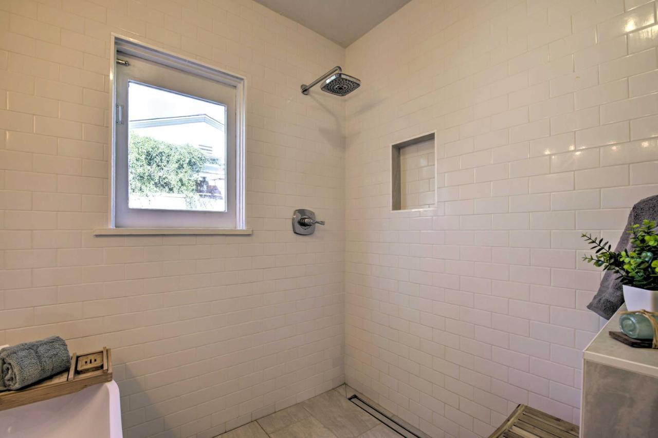 Central Phoenix Cottage With Private Yard! ภายนอก รูปภาพ